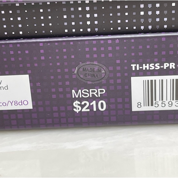 Digital Hot Brush
Smoothing System with Far Infrared
Tech - Boysenberry - Picture 6 of 7